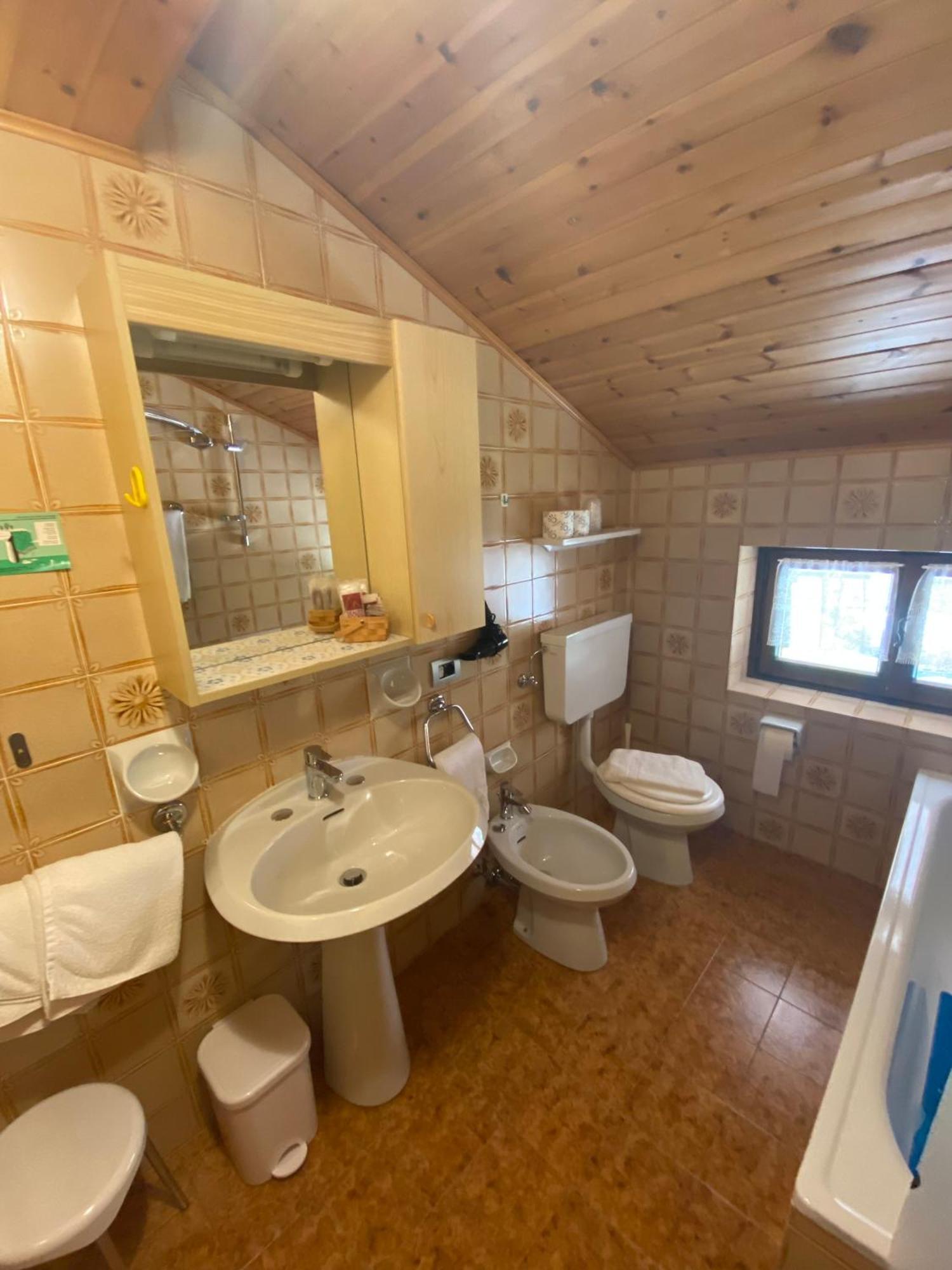 Garni Al Barance Hotel Selva di Cadore Bagian luar foto