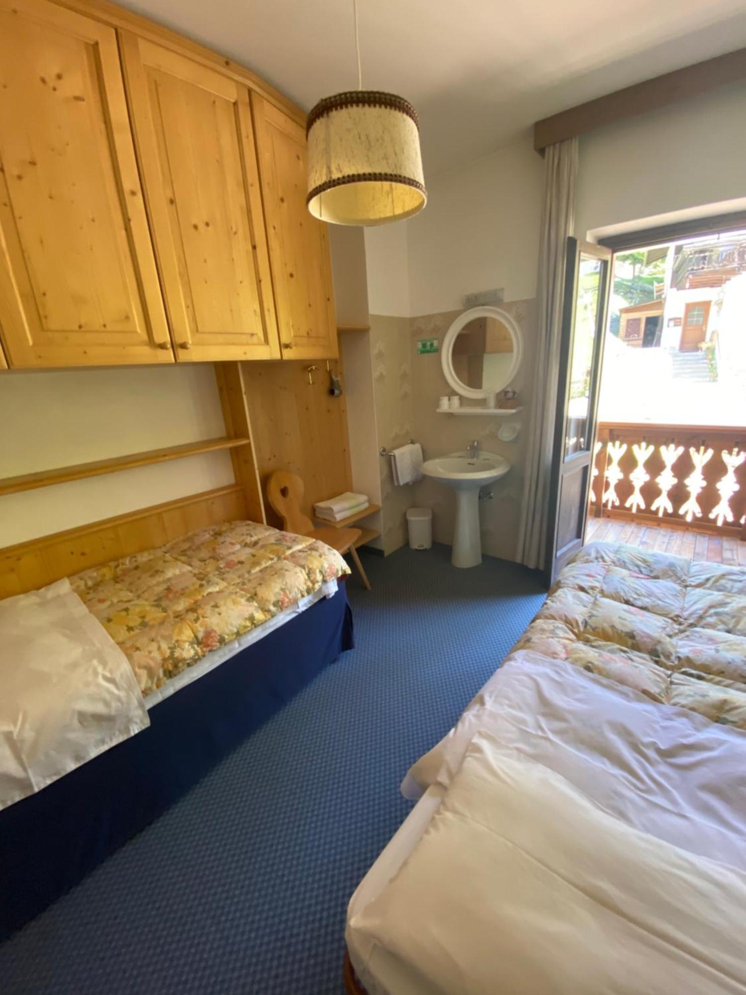 Garni Al Barance Hotel Selva di Cadore Bagian luar foto