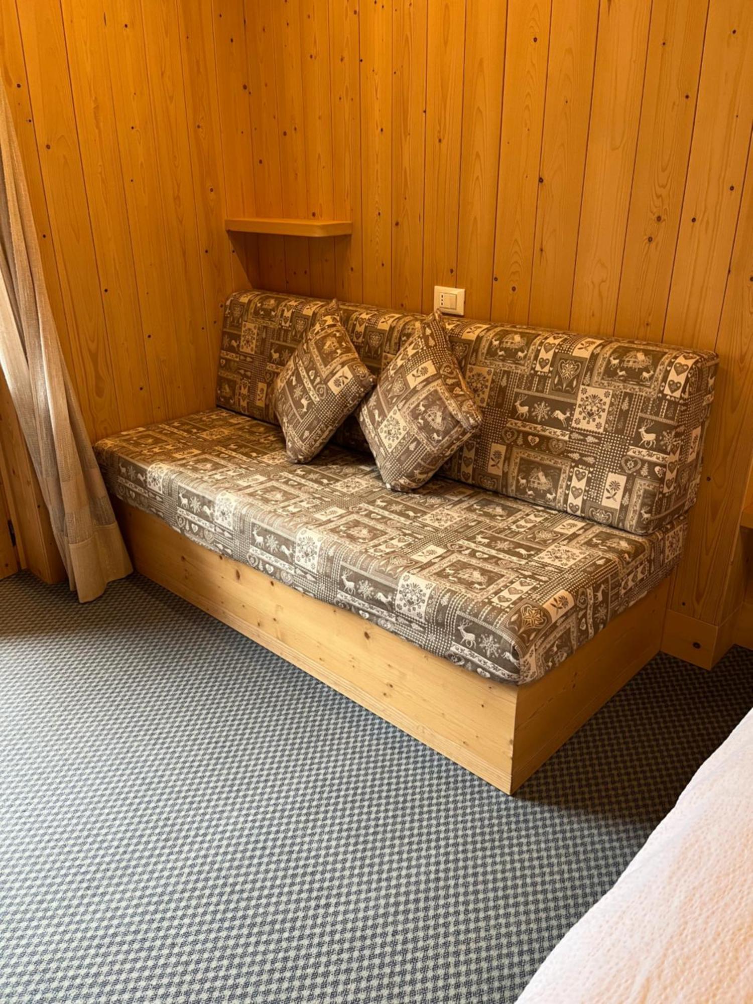 Garni Al Barance Hotel Selva di Cadore Bagian luar foto
