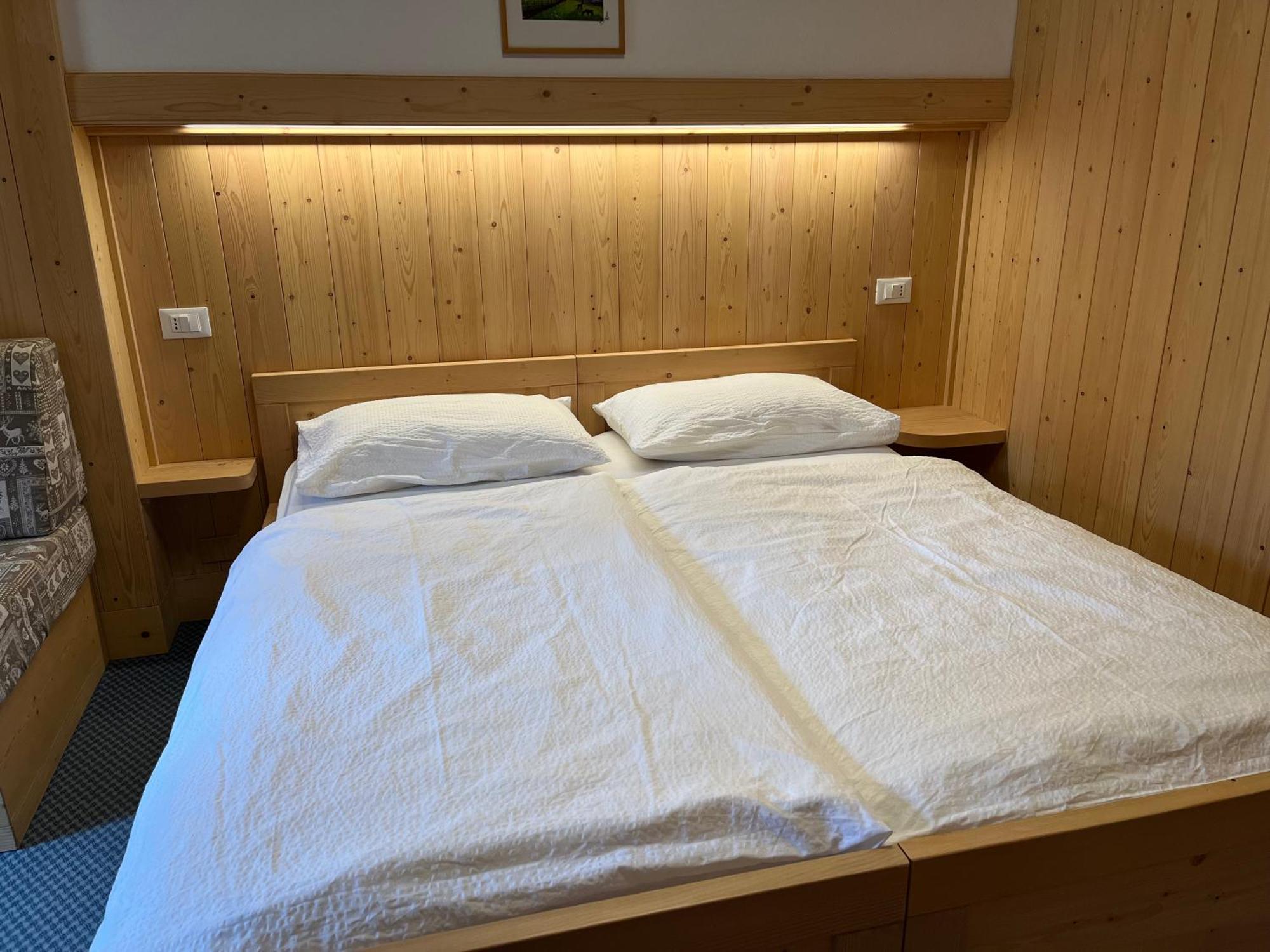 Garni Al Barance Hotel Selva di Cadore Bagian luar foto